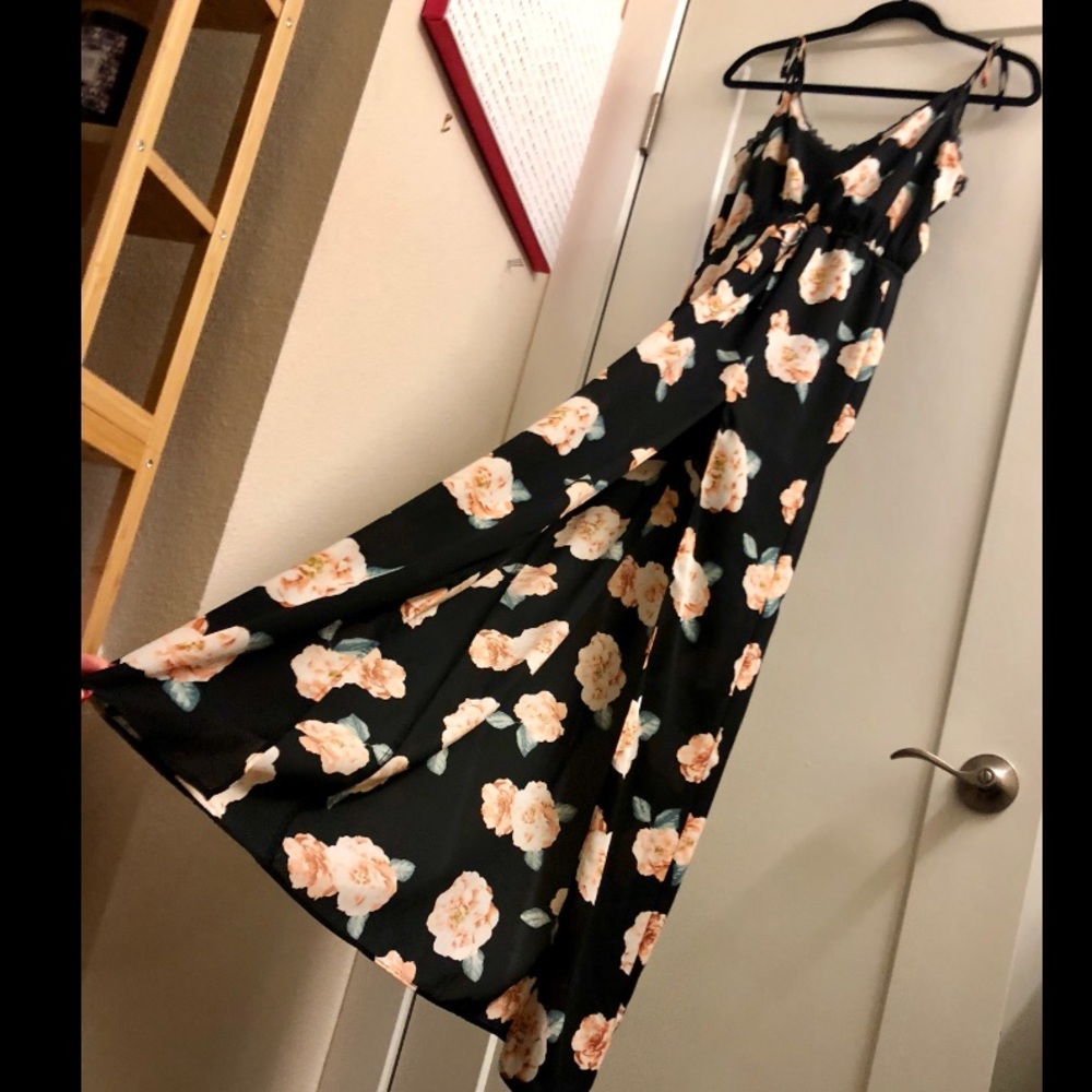 Sheer flora maxi with tie straps.